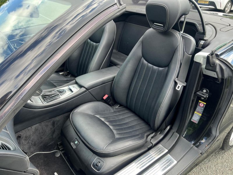 MERCEDES-BENZ SL