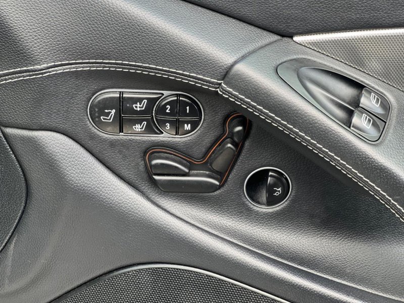 MERCEDES-BENZ SL