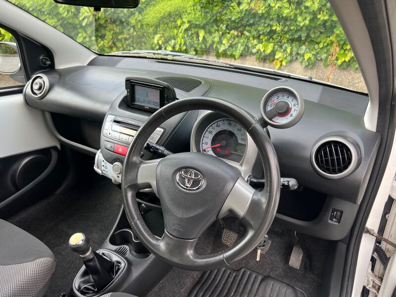TOYOTA AYGO