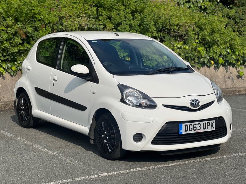 TOYOTA AYGO