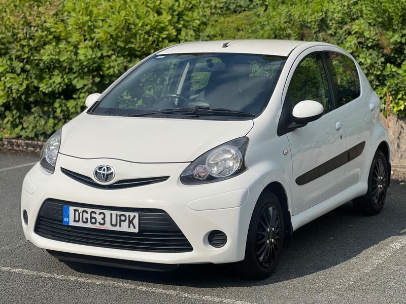TOYOTA AYGO