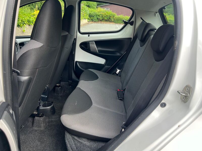 TOYOTA AYGO