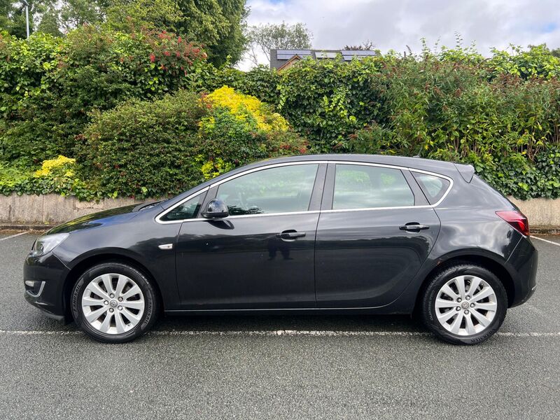 VAUXHALL ASTRA