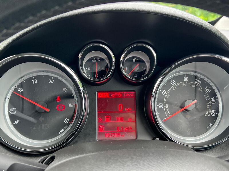VAUXHALL ASTRA