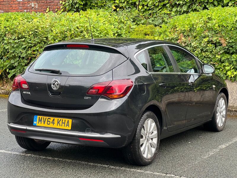 VAUXHALL ASTRA