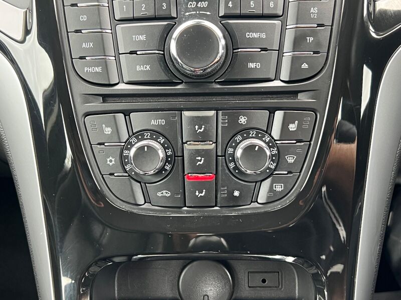 VAUXHALL ASTRA