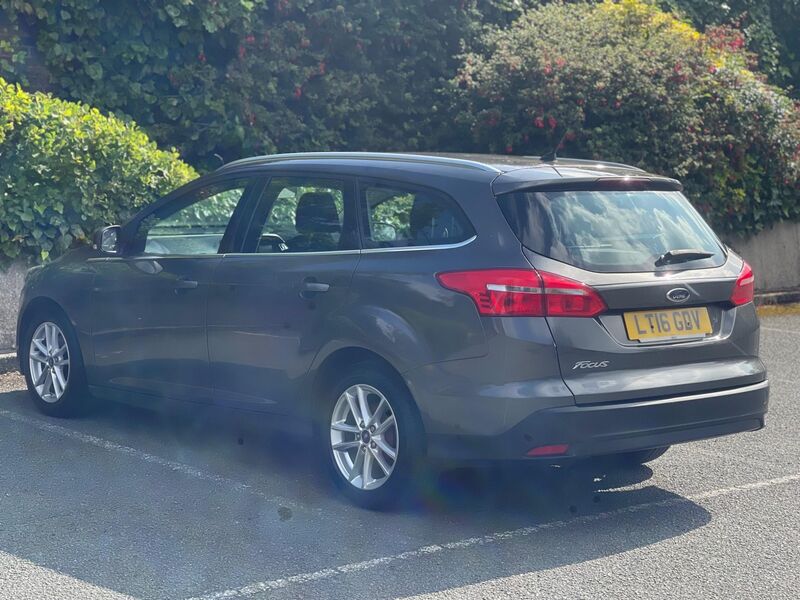 FORD FOCUS