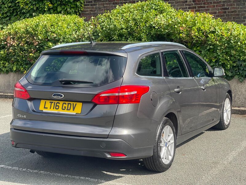 FORD FOCUS