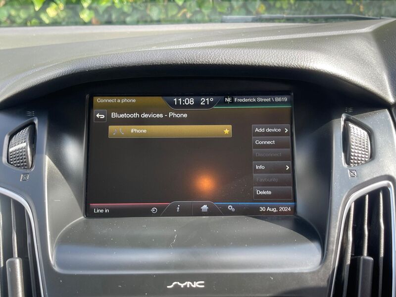 FORD FOCUS