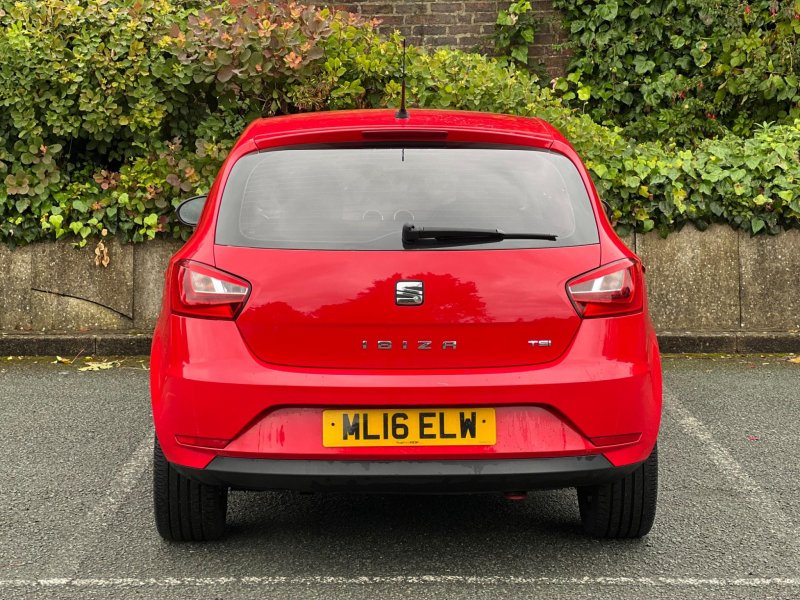 SEAT IBIZA