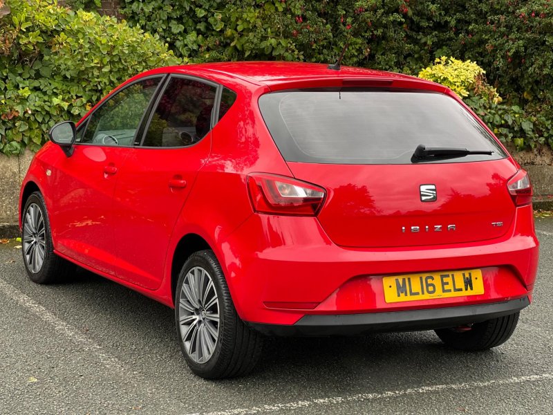 SEAT IBIZA