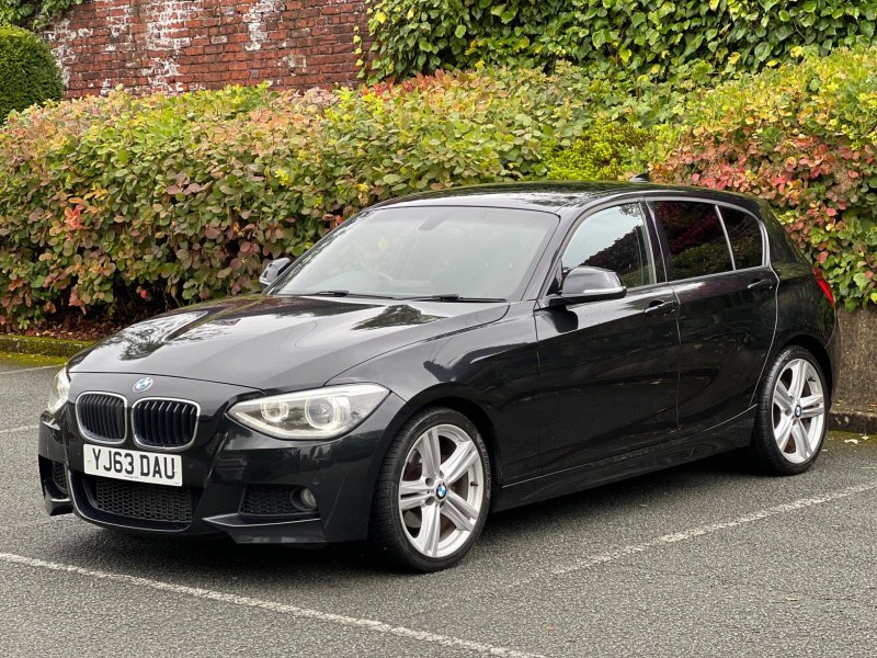 BMW 1 SERIES
