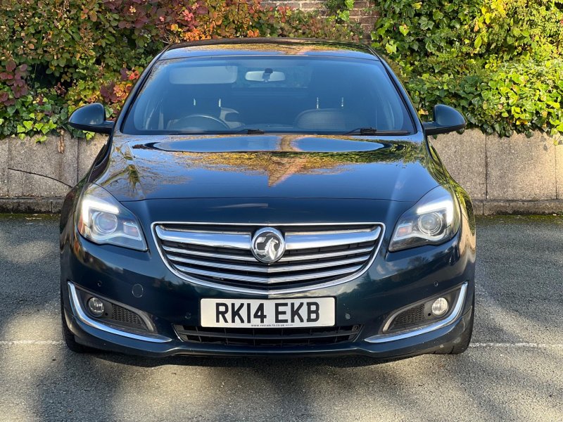 VAUXHALL INSIGNIA