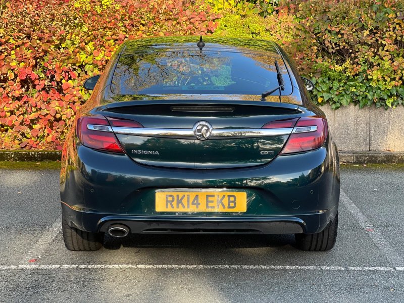 VAUXHALL INSIGNIA