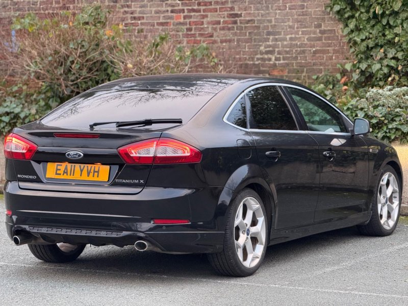 FORD MONDEO