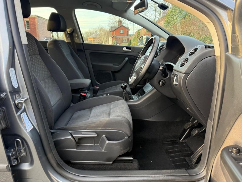 VOLKSWAGEN GOLF PLUS