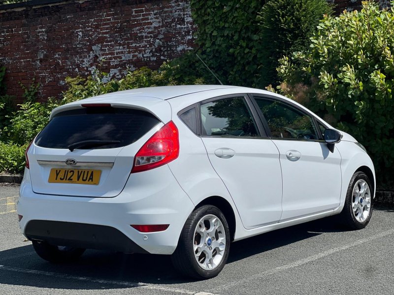 FORD FIESTA